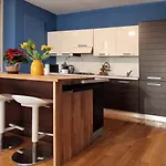 10' Piazza Erbe, Elegance In The Heart Of Apartment Verona