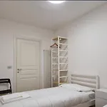 10' Piazza Erbe, Elegance In The Heart Of
