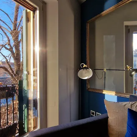 10' Piazza Erbe, Elegance In The Heart Of Verona